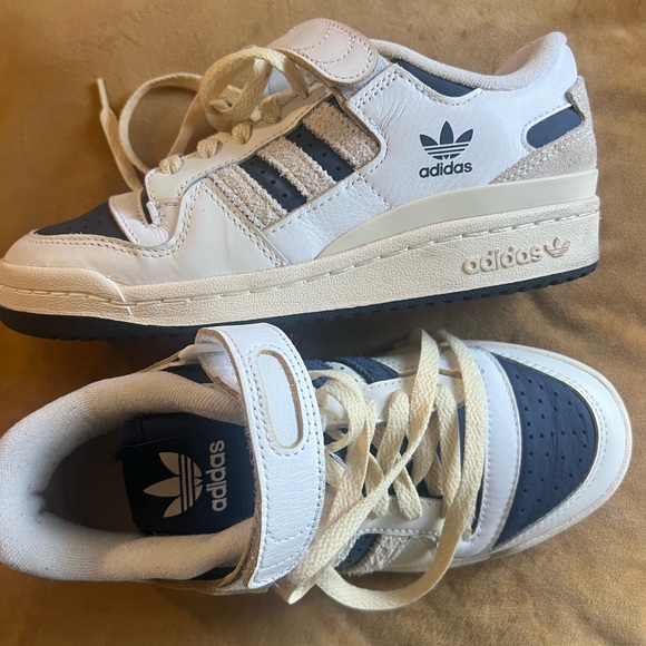 Adidas Forum 84 Low Off White Collegiate Navy - Picture 6 of 7